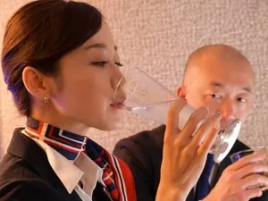 Chị dâu tôi là tiếp viên hàng không